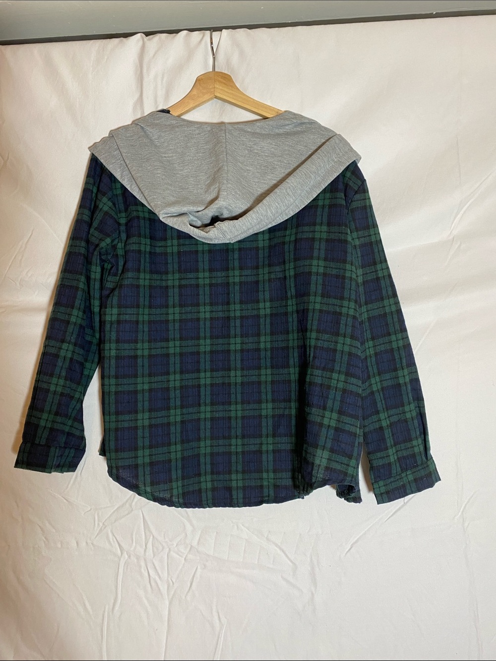 Amazon Green & Navy Plaid Hooded Flannel Jacket - Picture 2 of 2